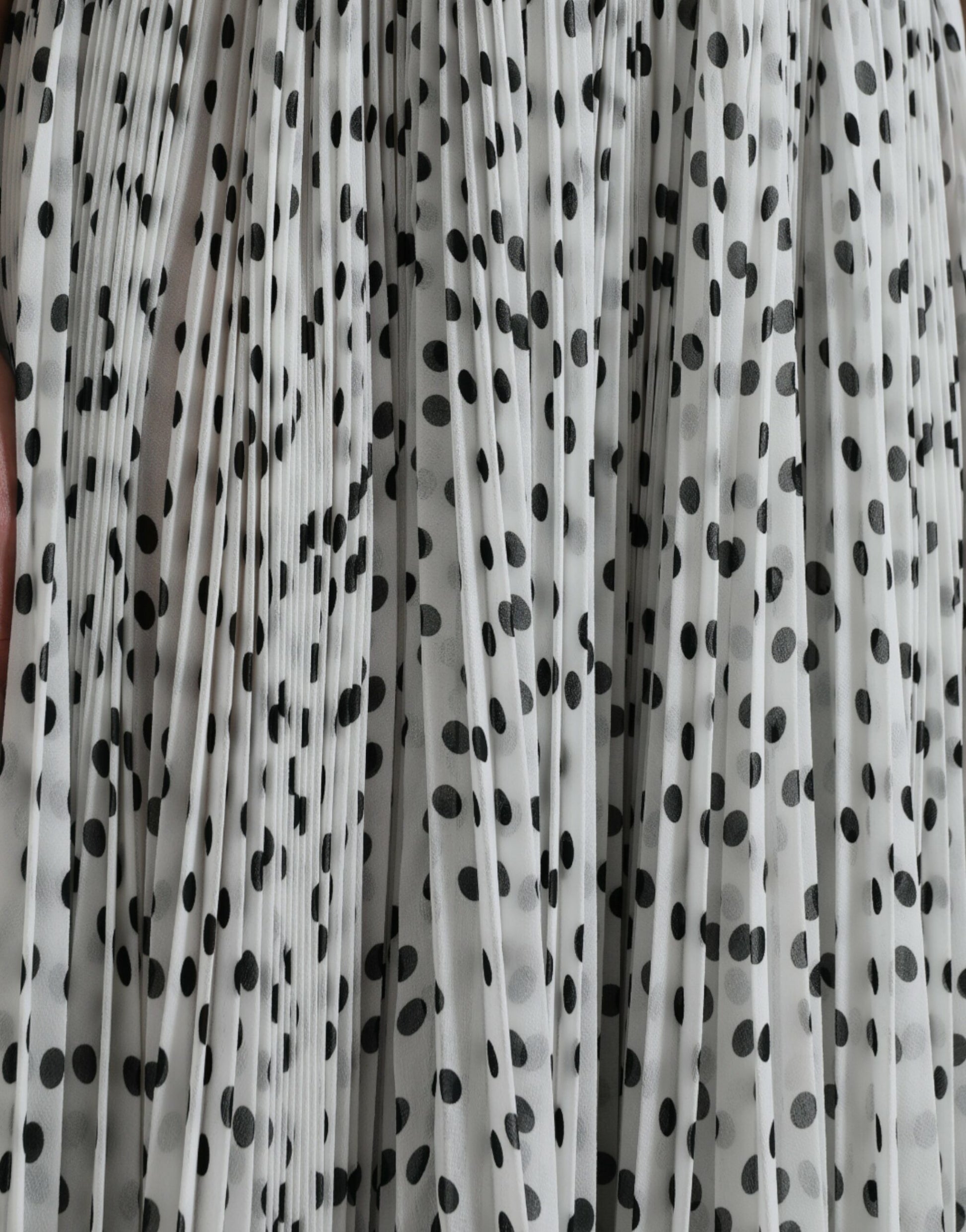 A-line pleated maxi dress with white polka dots