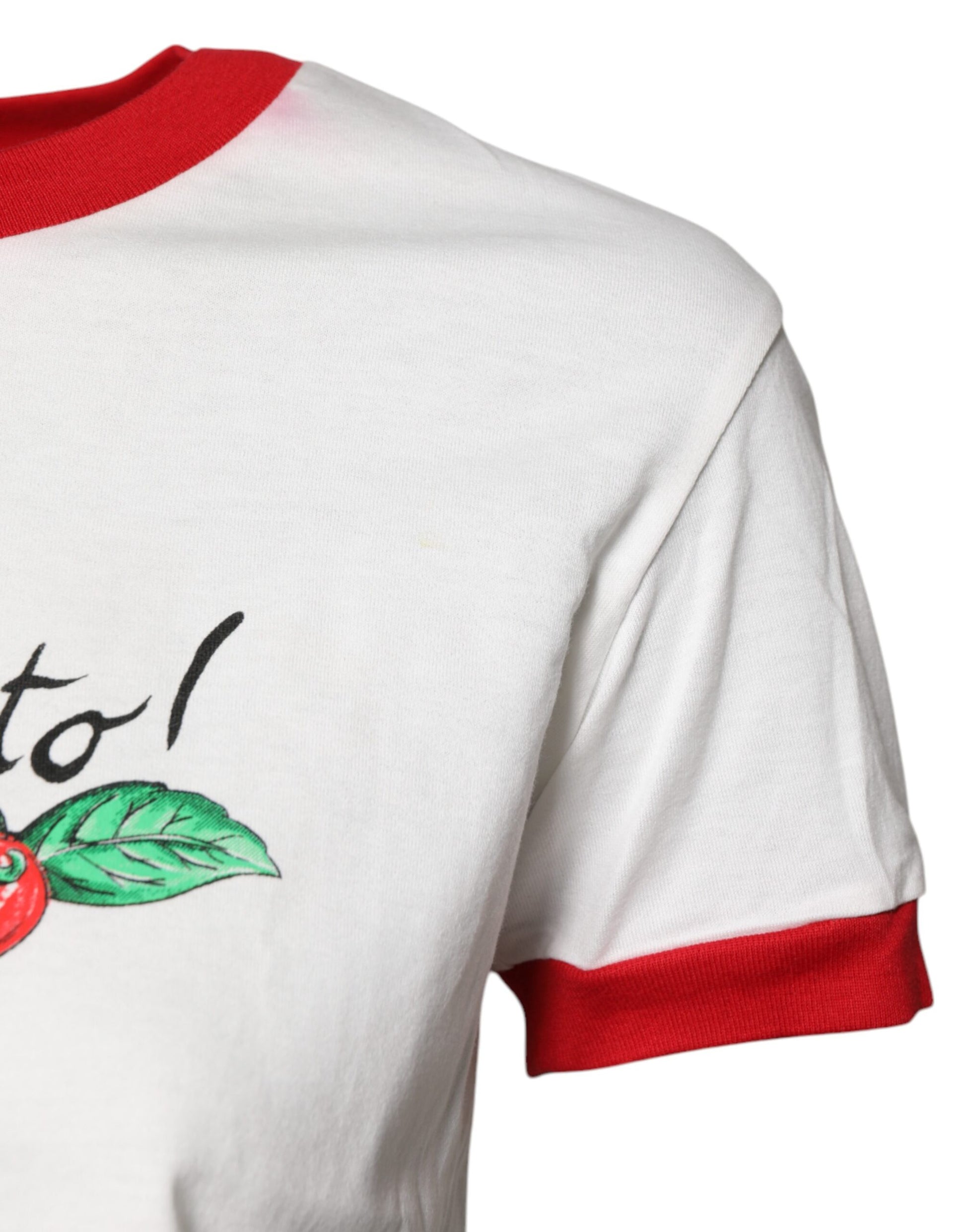 Short sleeve shirt with red trim and logo on front