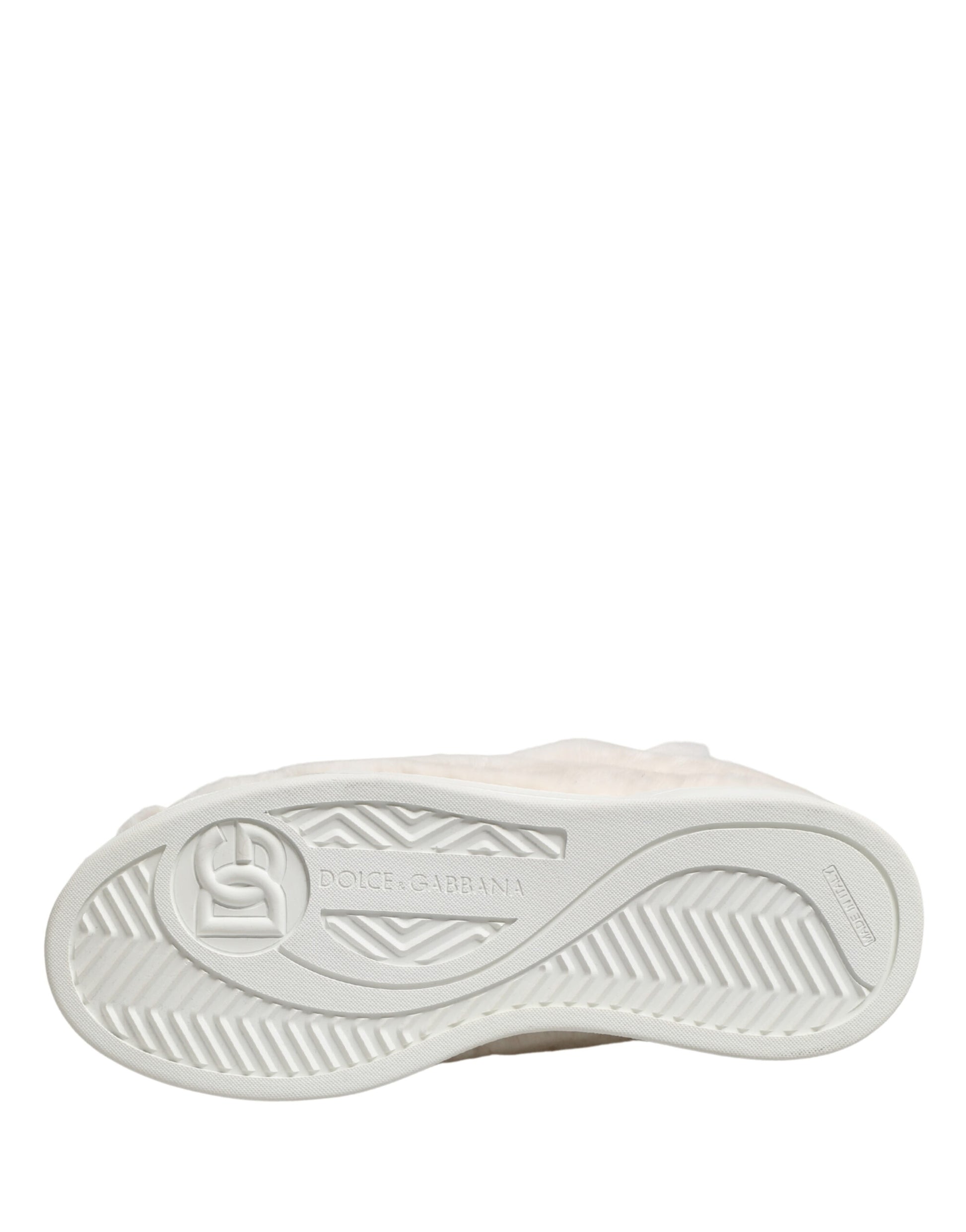 Footwear for walking or running