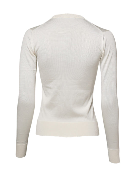 Long sleeve sweater on a mannequin
