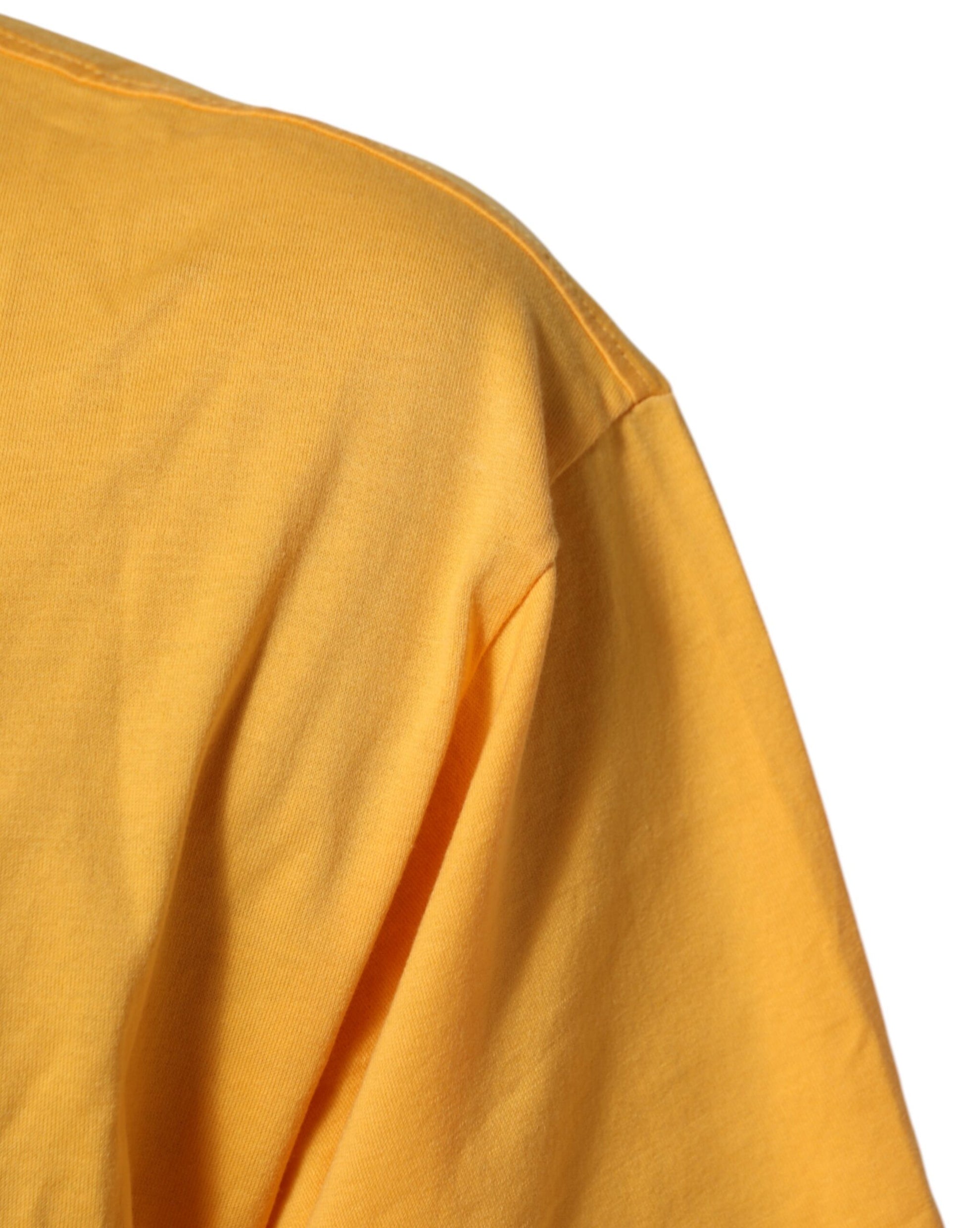 Yellow short sleeve shirt