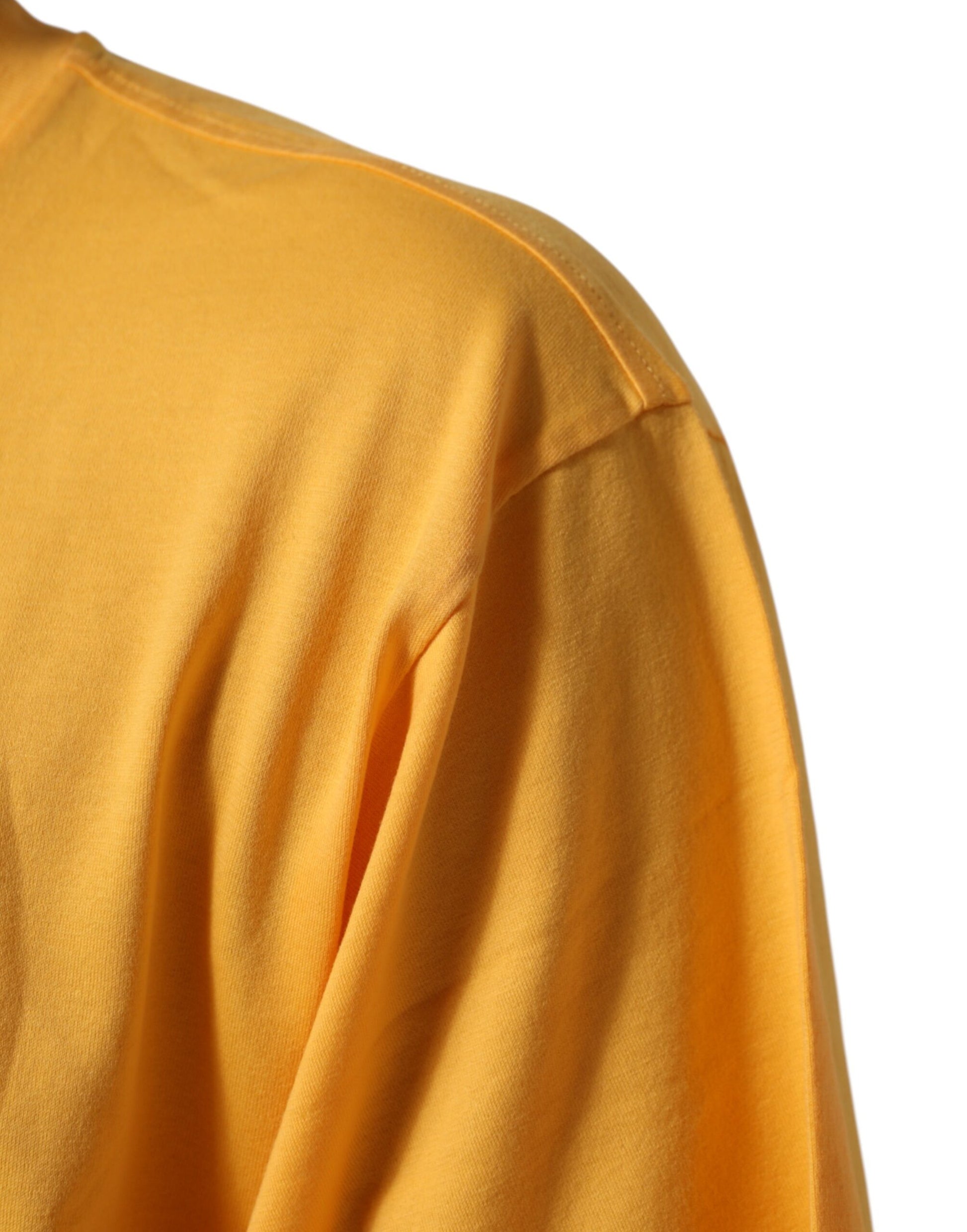 Yellow sleeveless shirt on mannequin