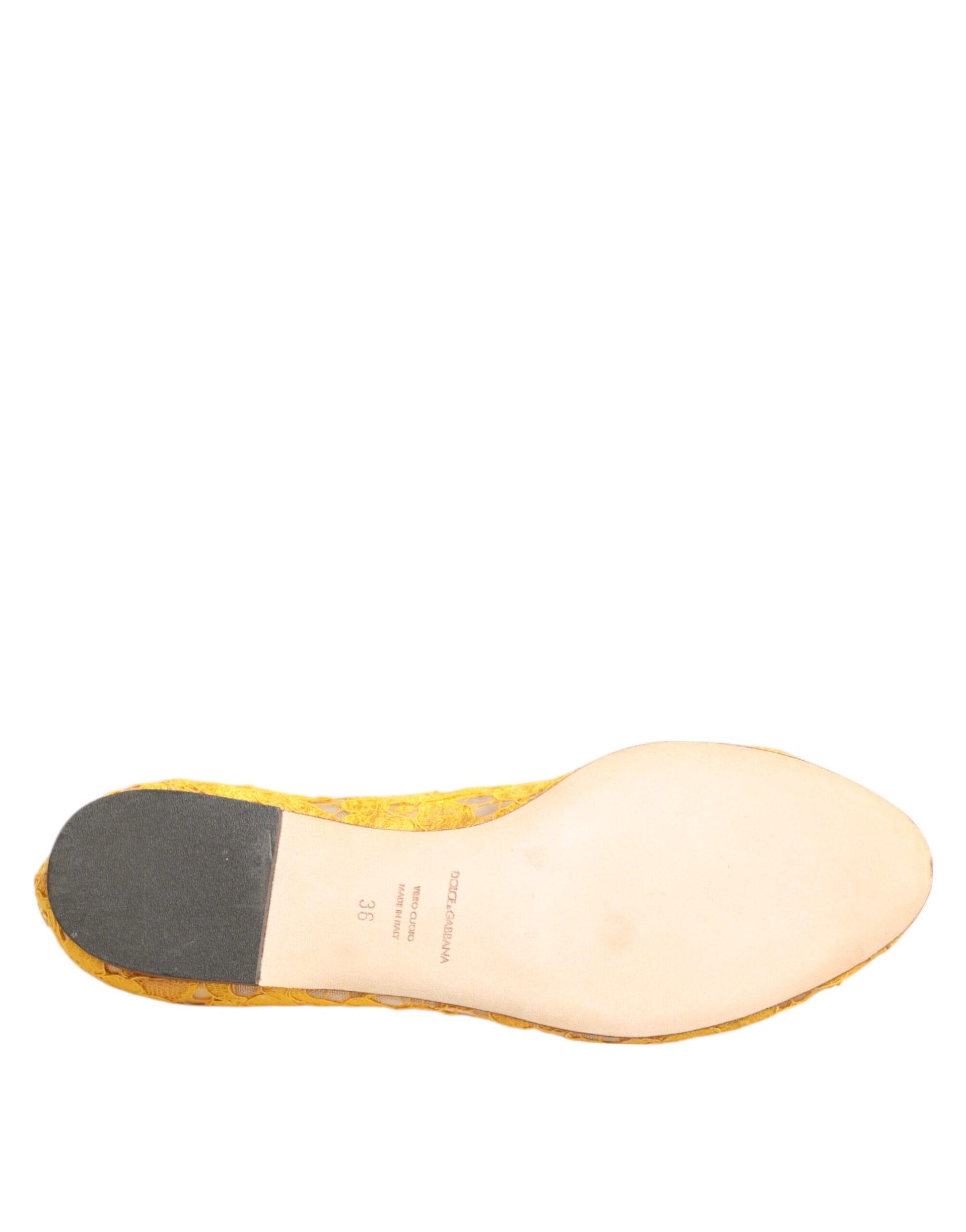 Footwear for walking or standing