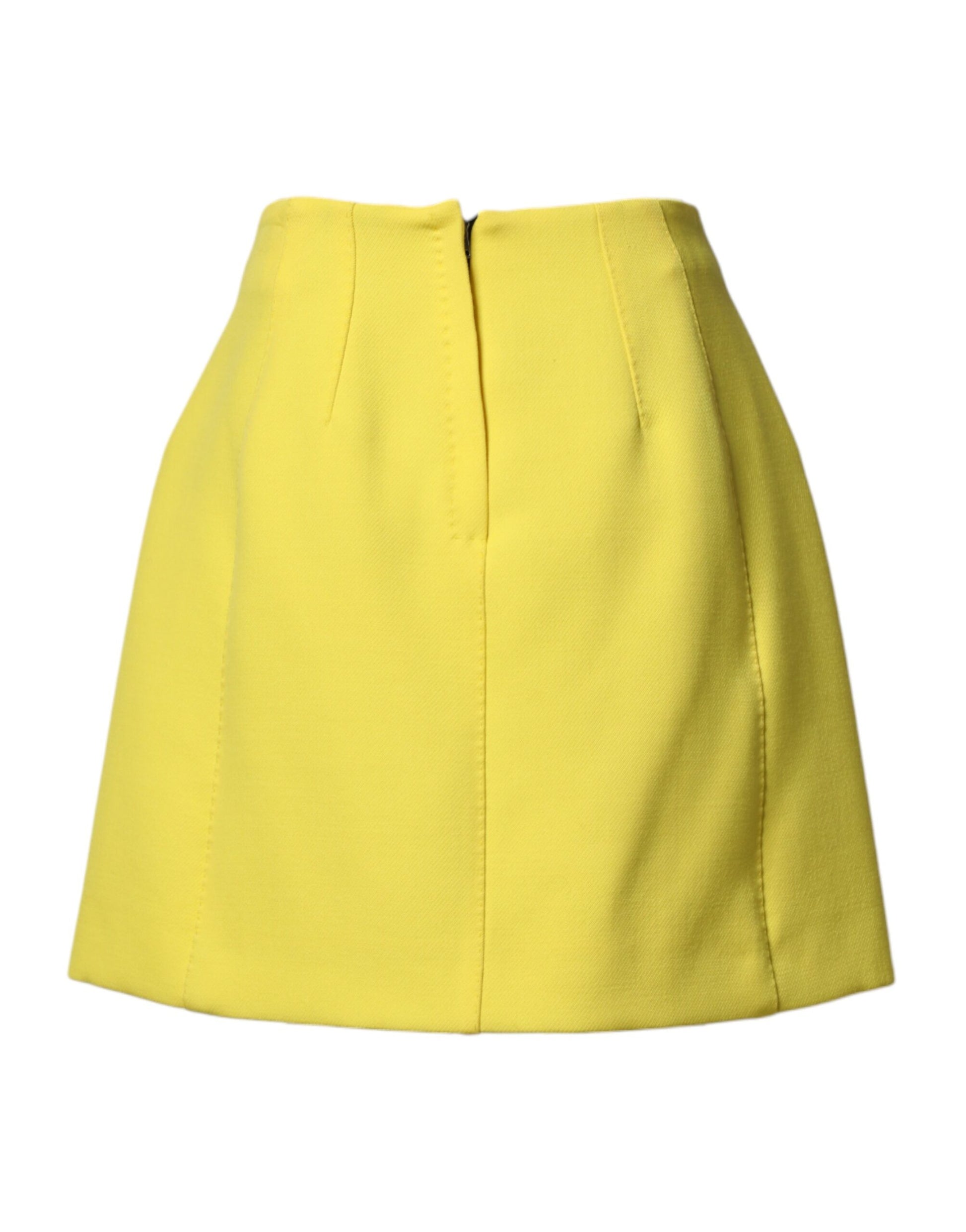 Yellow pleated skirt
