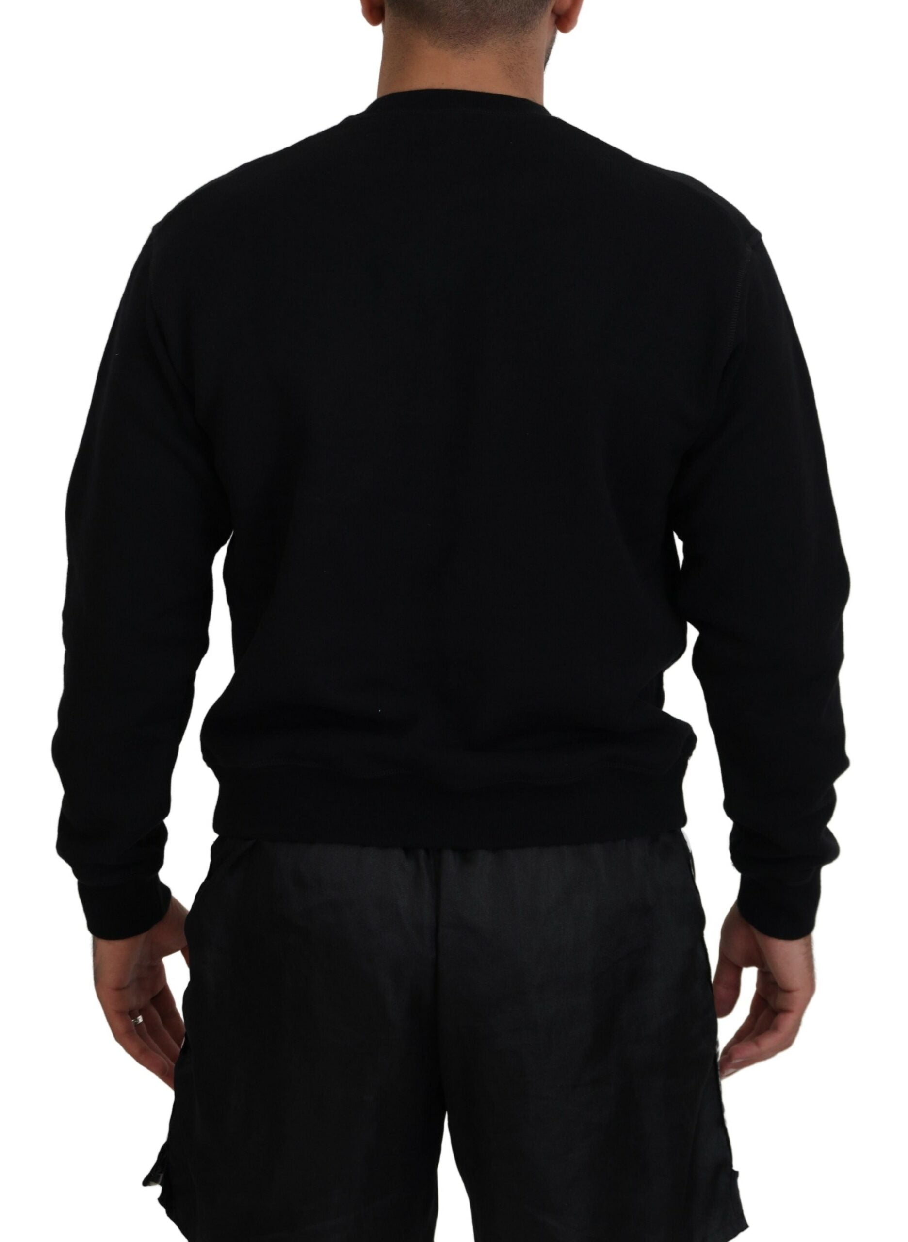 Black long sleeve sweatshirt on a mannequin