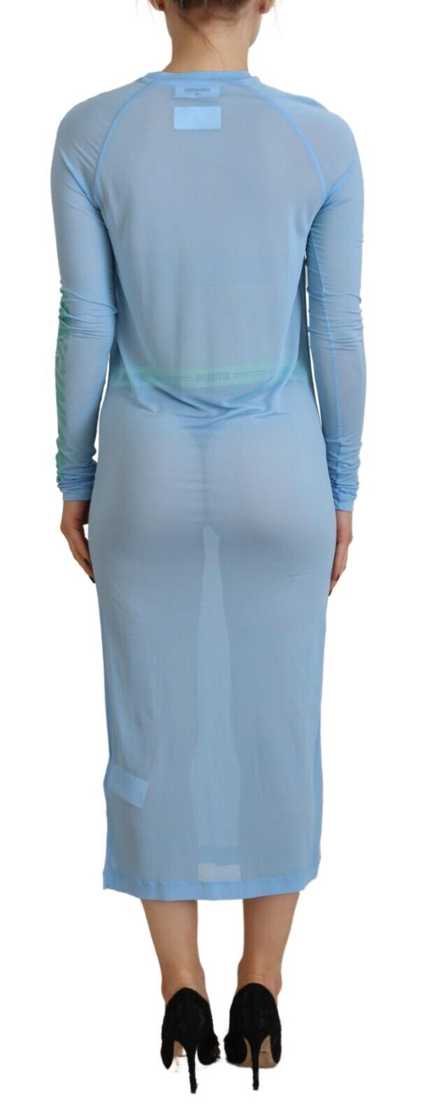 A long sleeve dress with a blue print, made of viscose fabric