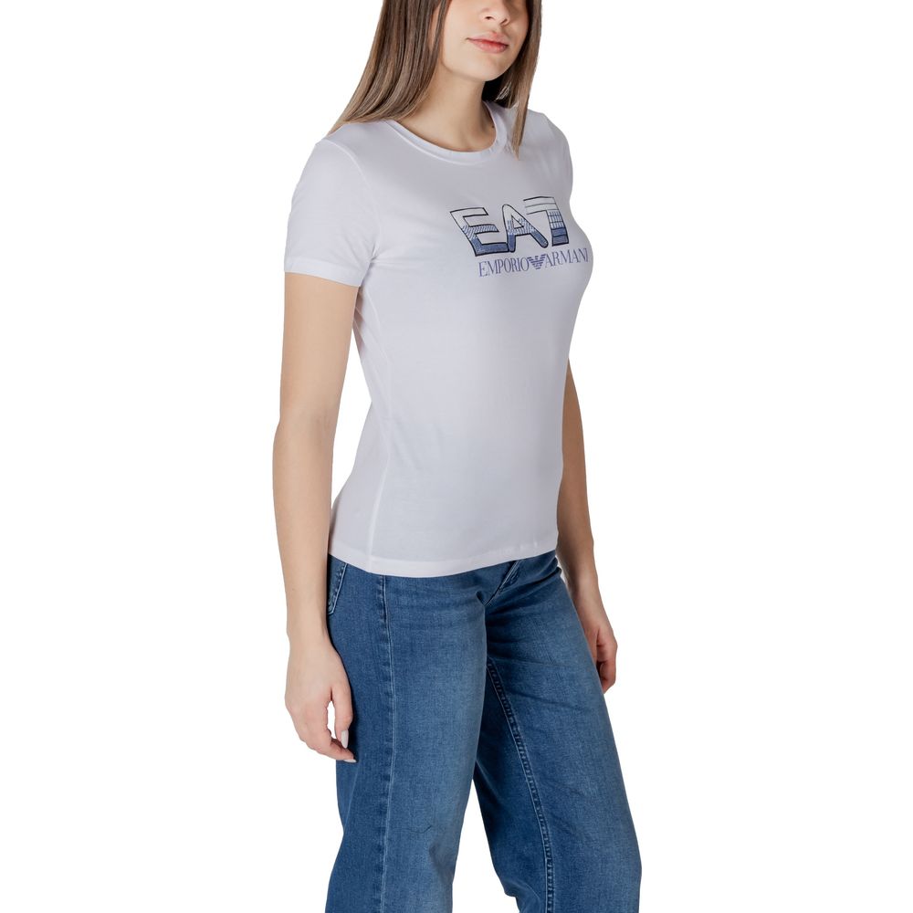 Woman wearing white t-shirt with blue logo and blue jeans