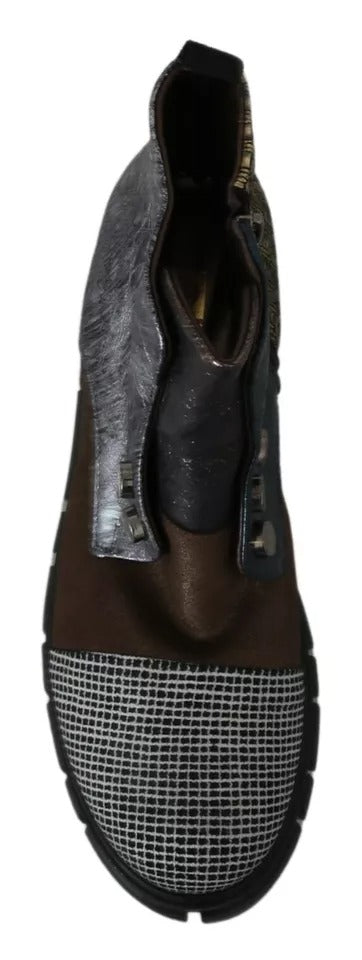 Black shoe with white dots on side