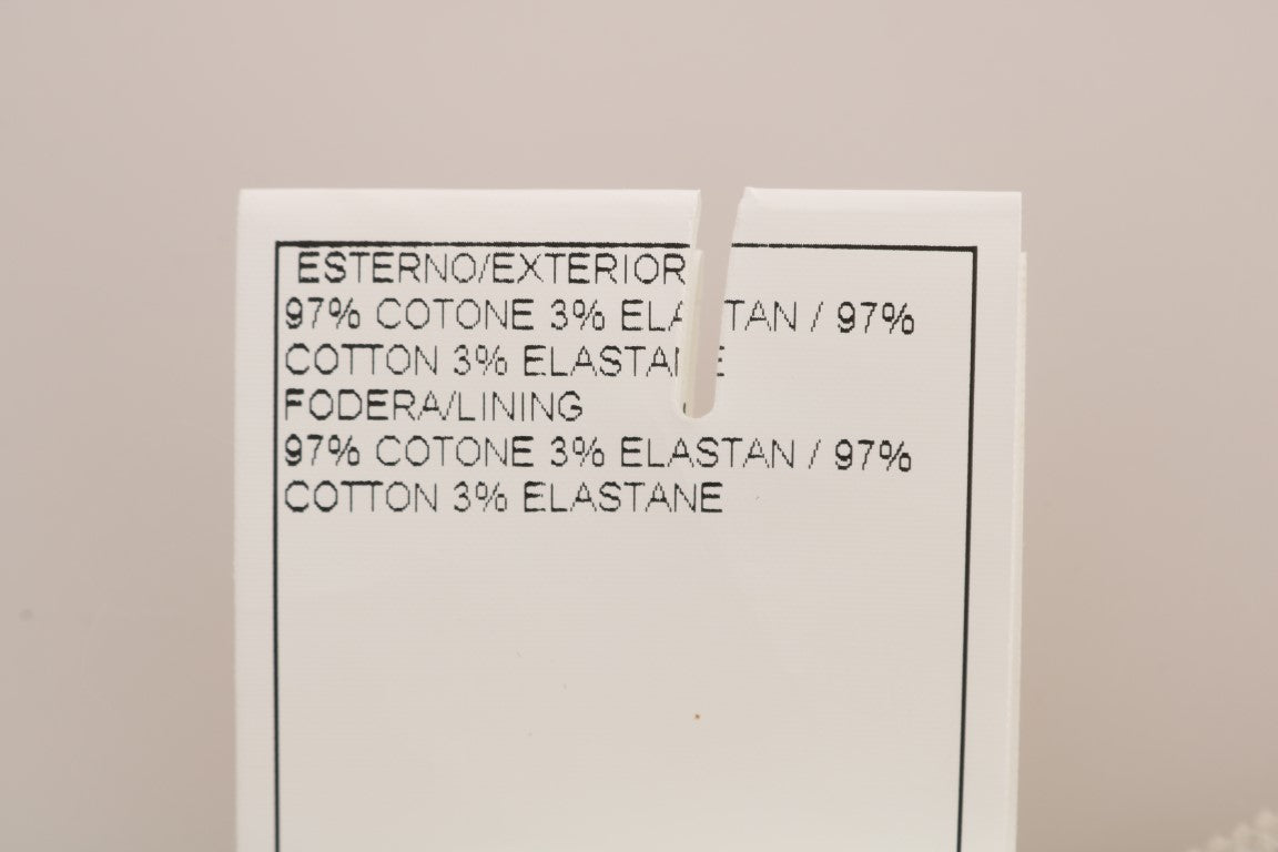 White label on garment with percentages indicating composition of fabric