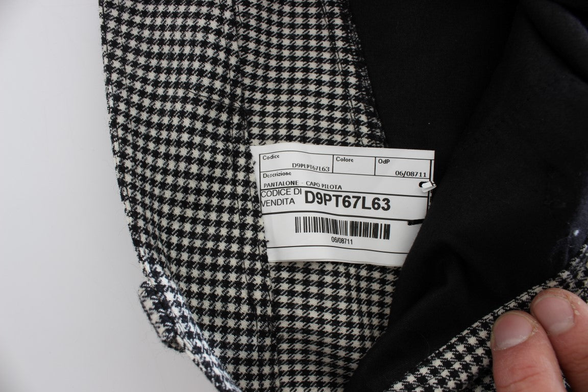 Tag on garment with barcode and numbers