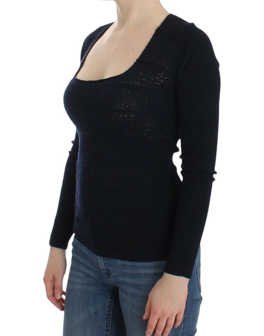 Black long sleeve top on woman