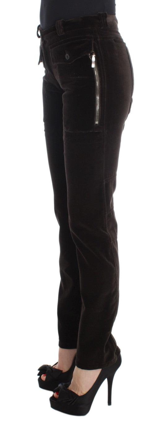 Pair of women's pants with a high waist and ruffled hem