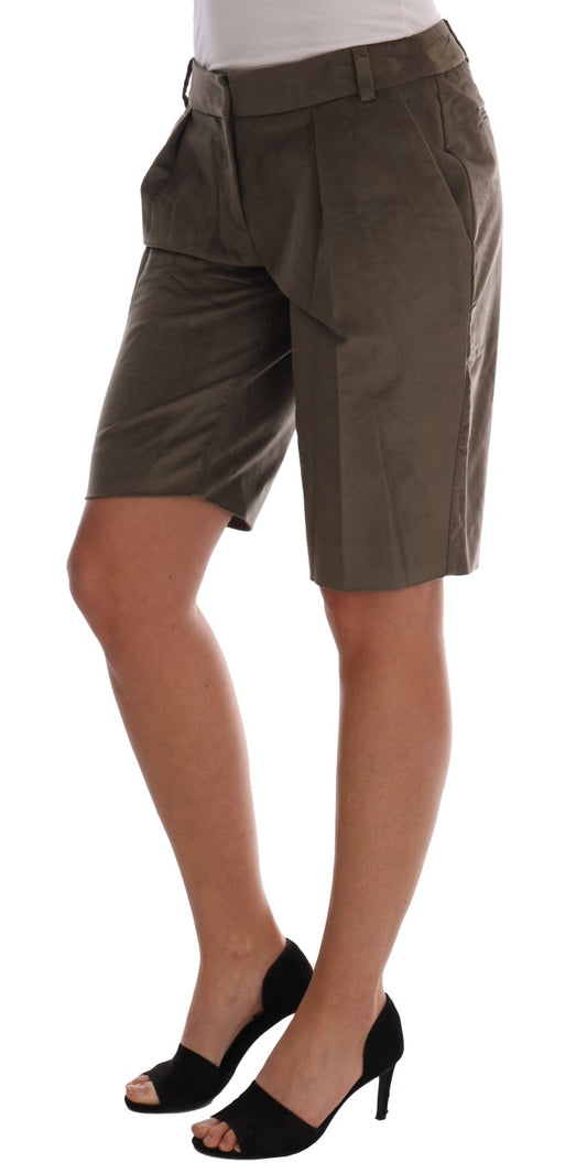 Brown cargo shorts on a person