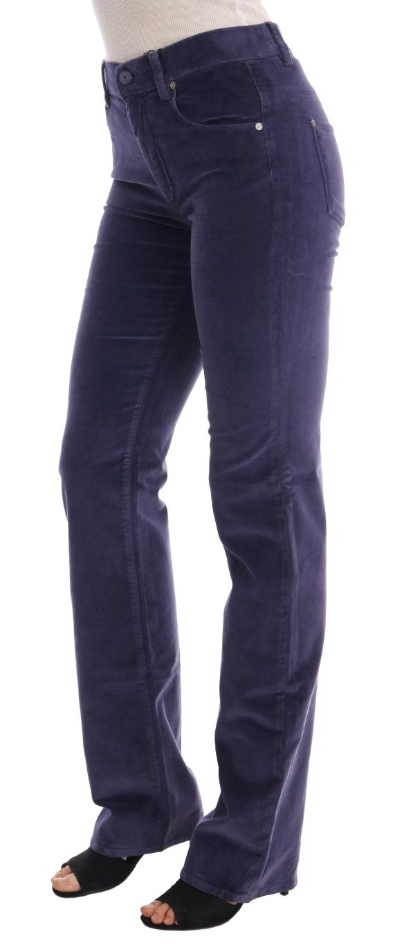 Woman wearing blue jeans