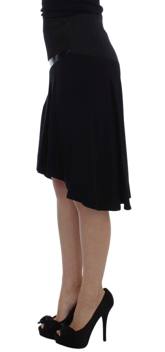Black skirt with high slit on legs
