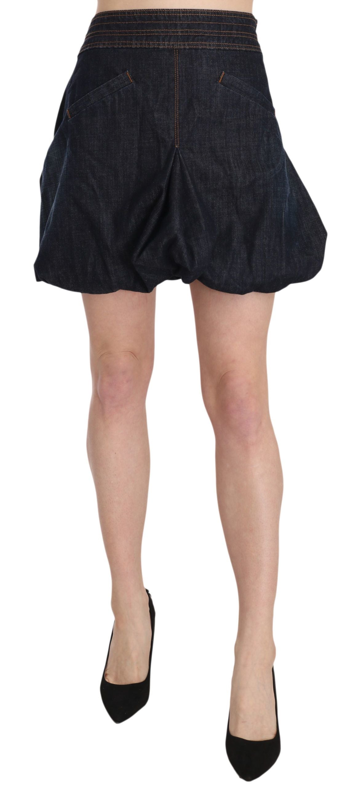 Black skirt with ruffled hem