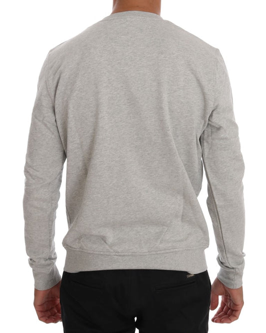 Grey long sleeve sweatshirt on mannequin
