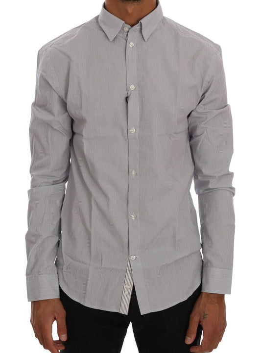 Long sleeve button down shirt in gray plaid pattern