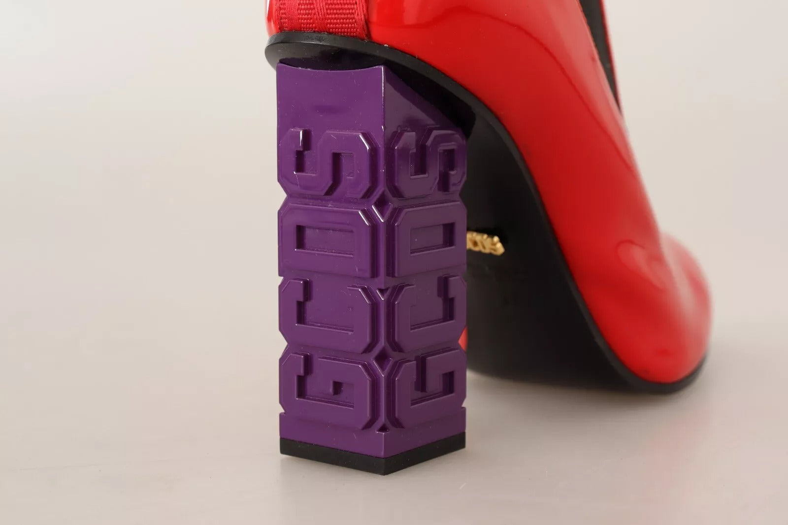 Purple high heel shoe holder
