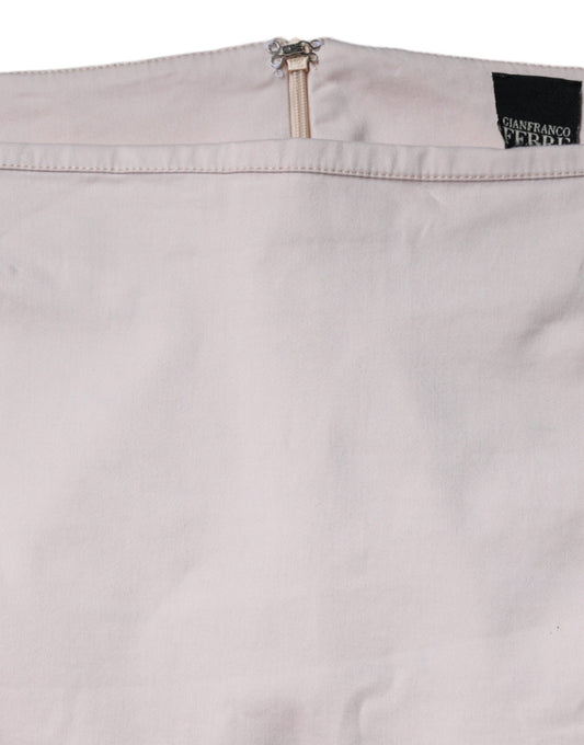 Pink fabric with zipper on front