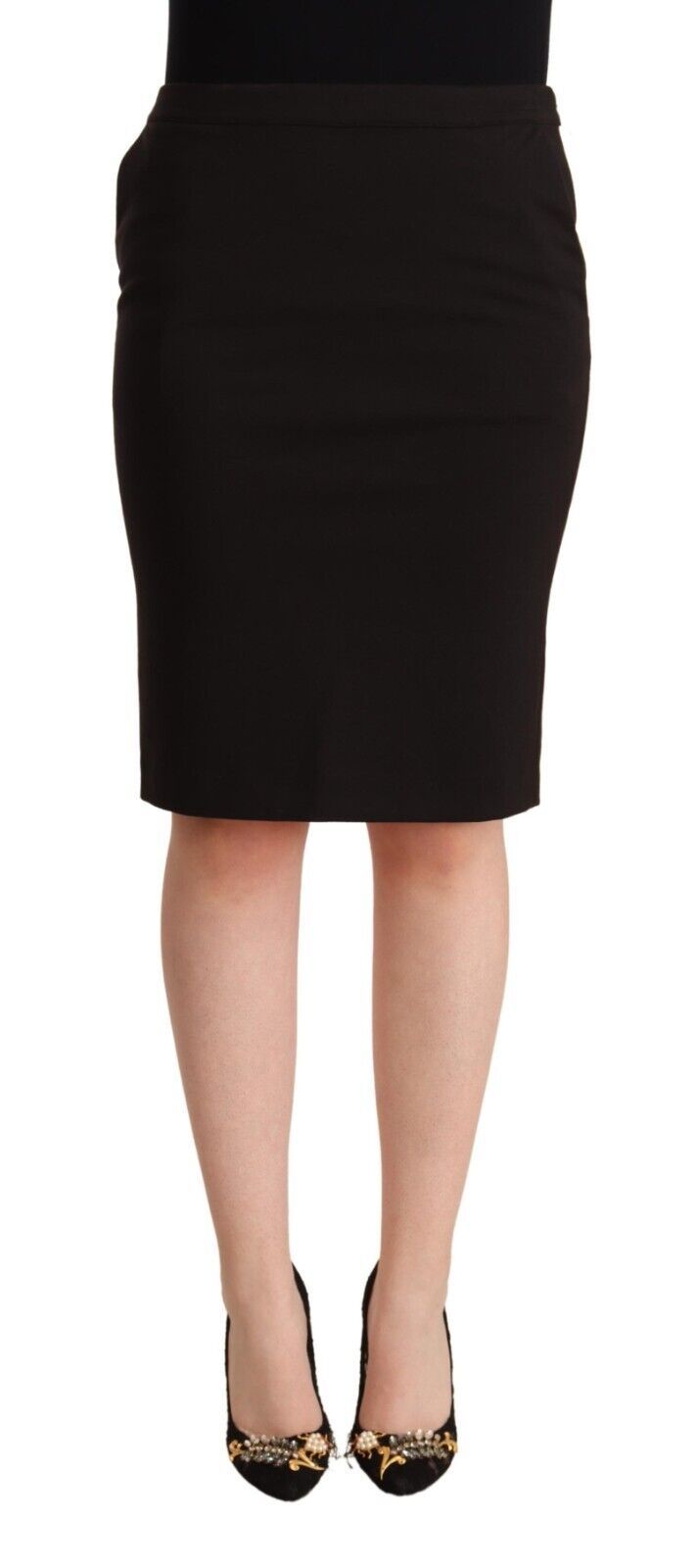 Black skirt on a mannequin