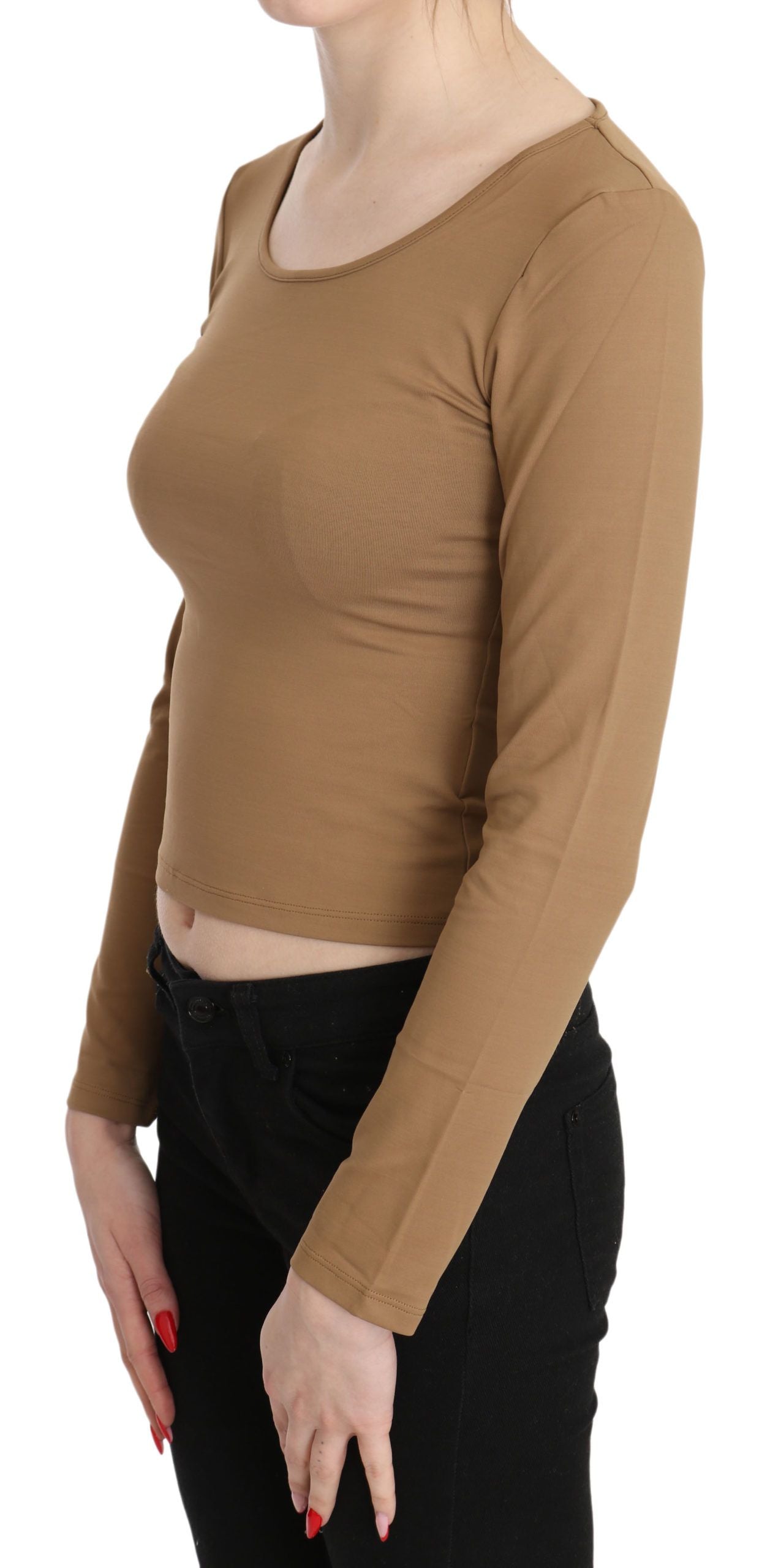 Long sleeve top on a woman
