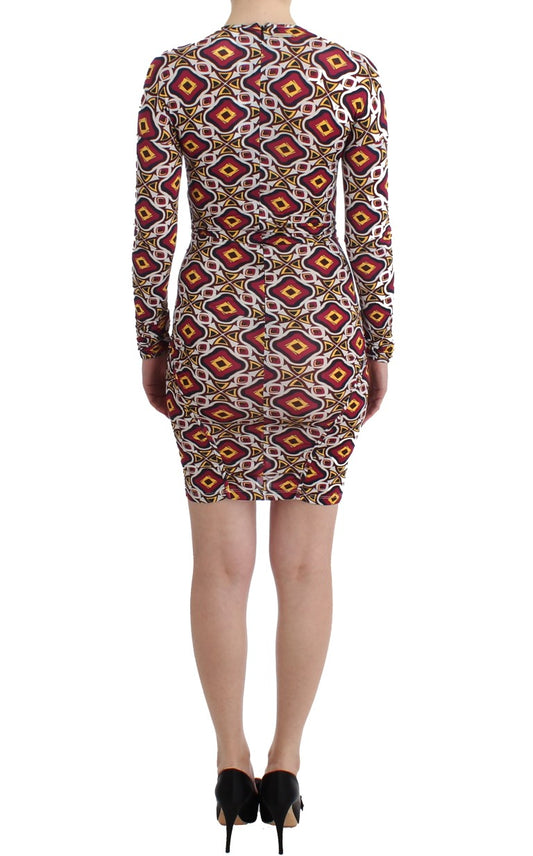 Short sleeved dress with geometric pattern