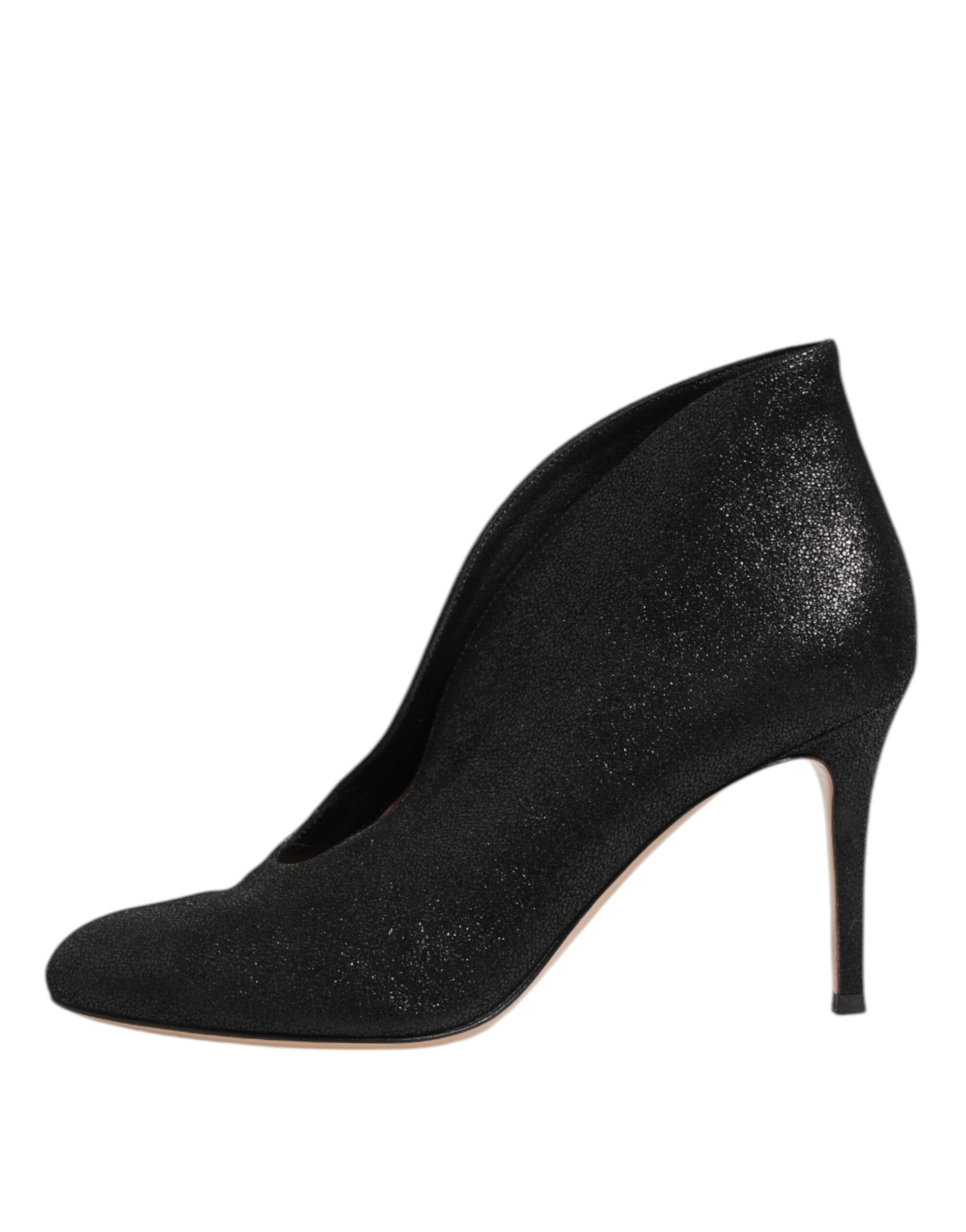 Black glittery high heel shoe