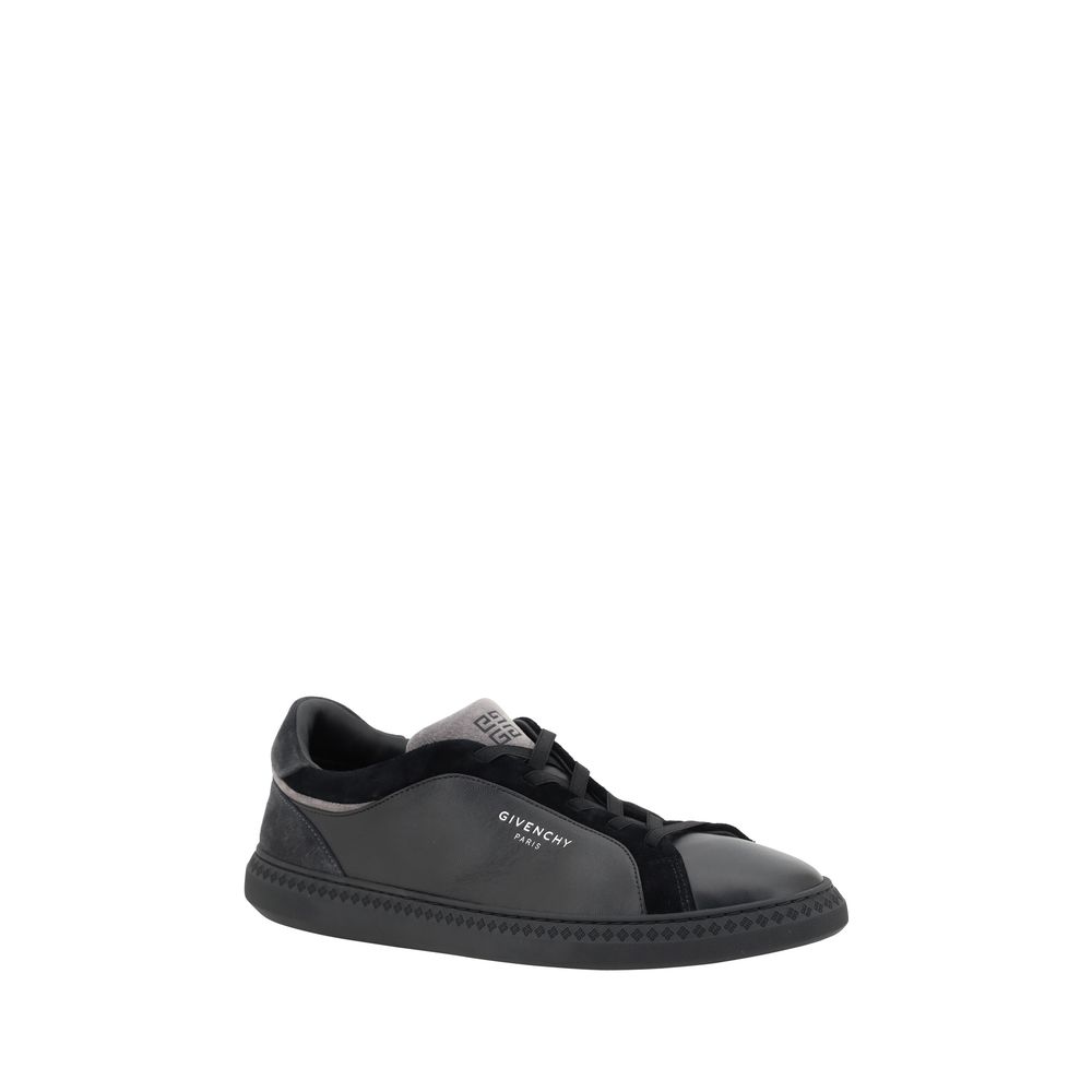 Black sneaker with white sole