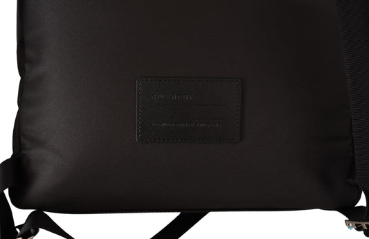 Black laptop case with handle