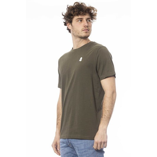 Man wearing a green t-shirt