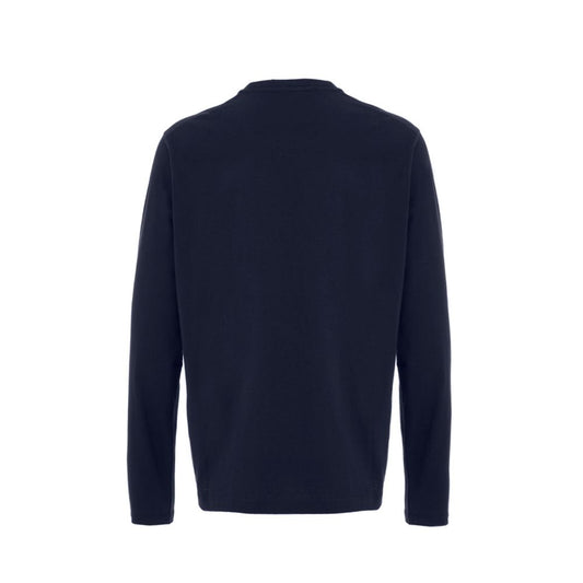 Navy blue sweater on a mannequin