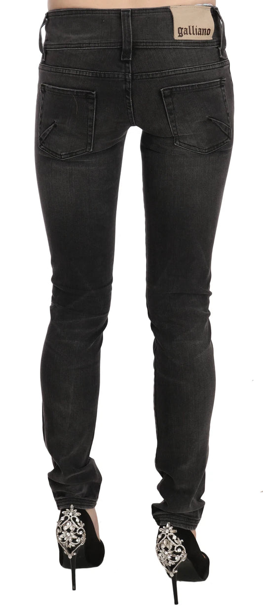 Pair of women's jeans on a mannequin