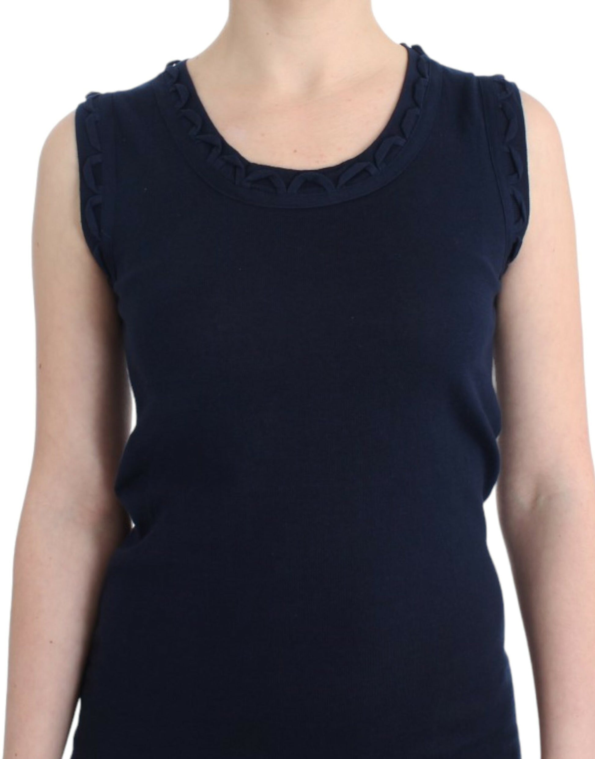Navy blue sleeveless top on a mannequin