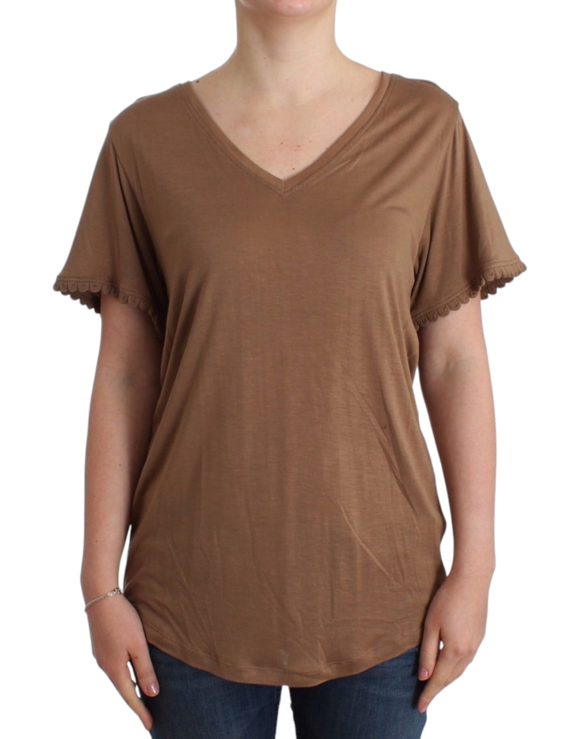 Brown short sleeved shirt on woman