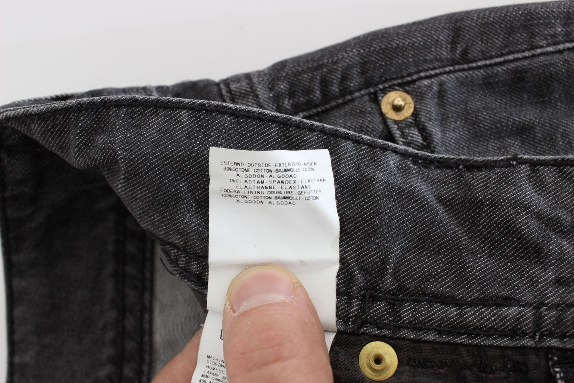 The tag on a pair of jeans