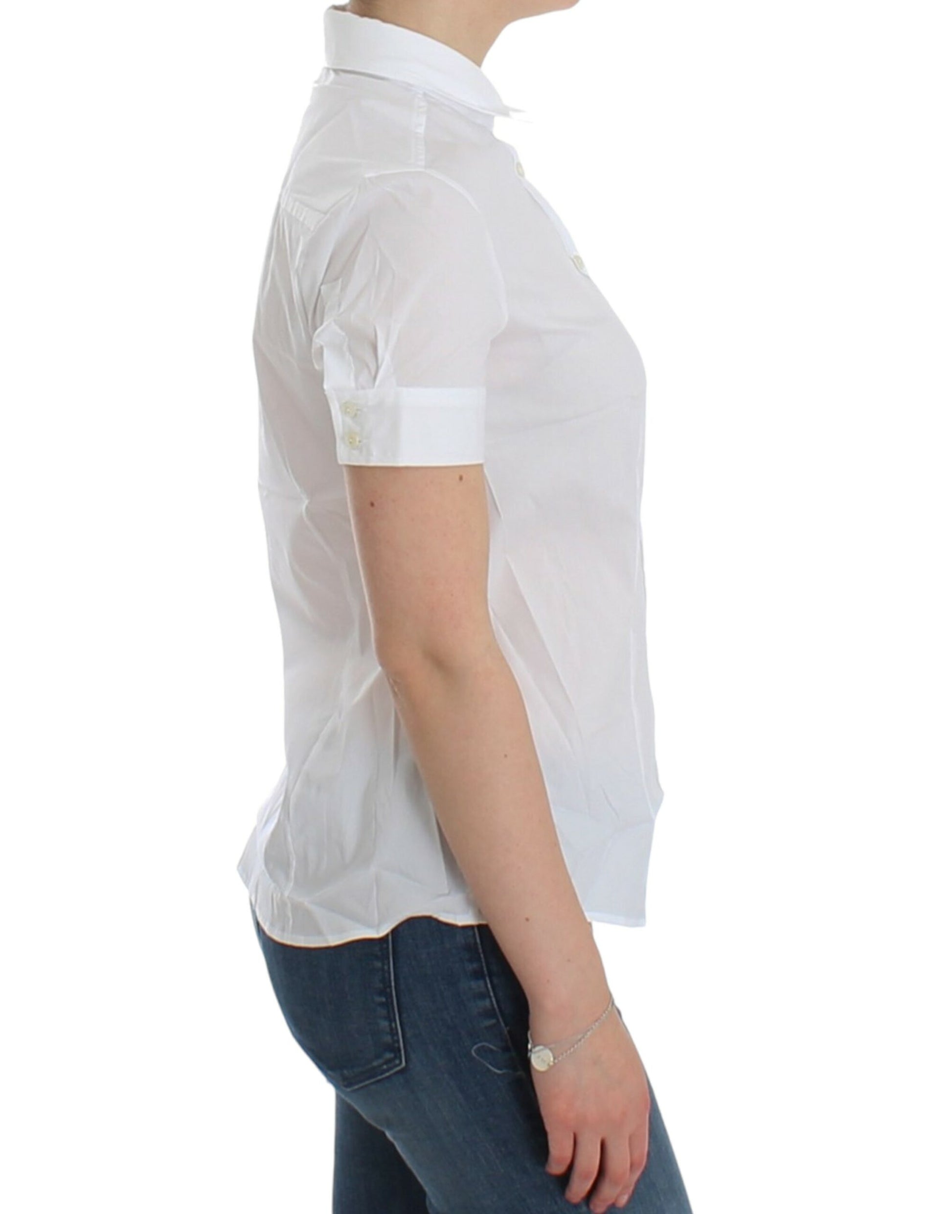White shirt with collar and short sleeves