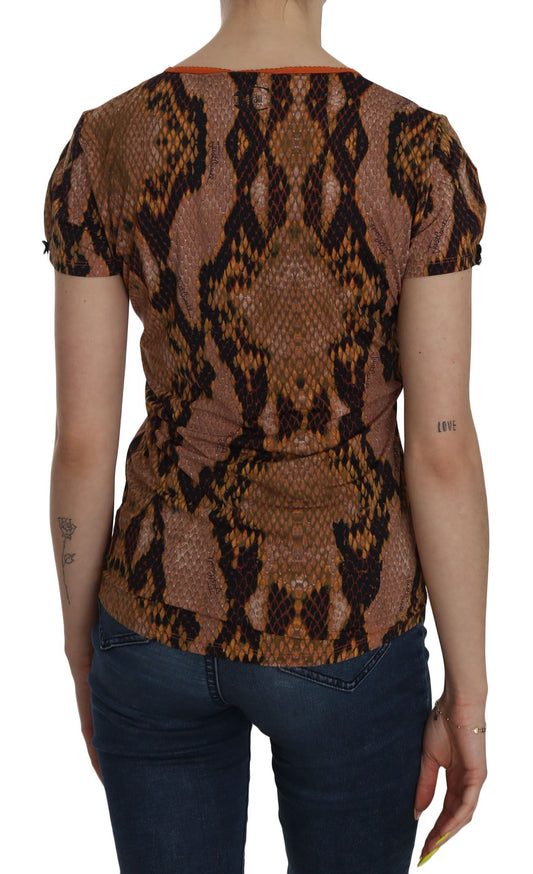 Woman wearing a patterned top