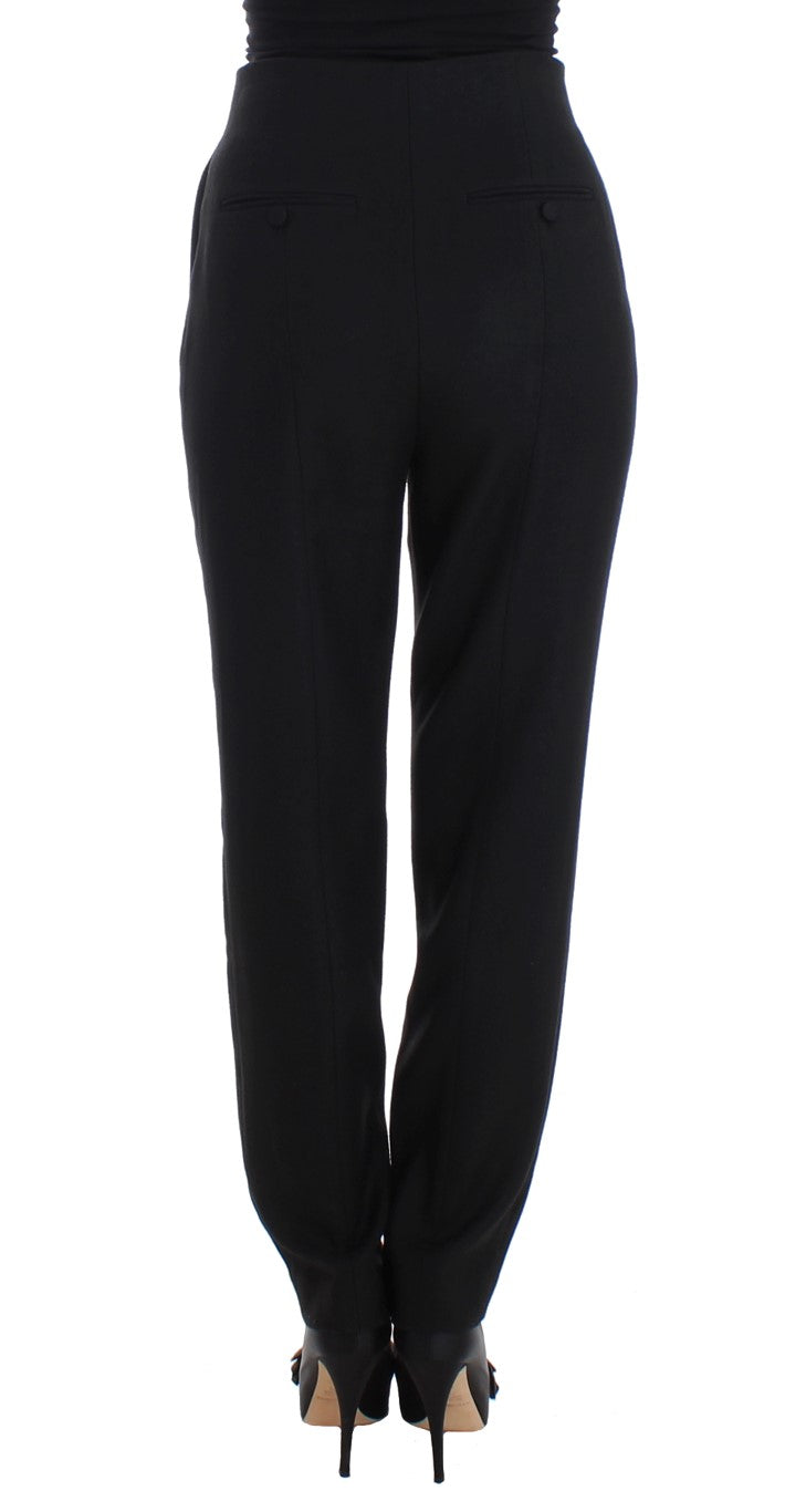 Pair of black leggings on a mannequin