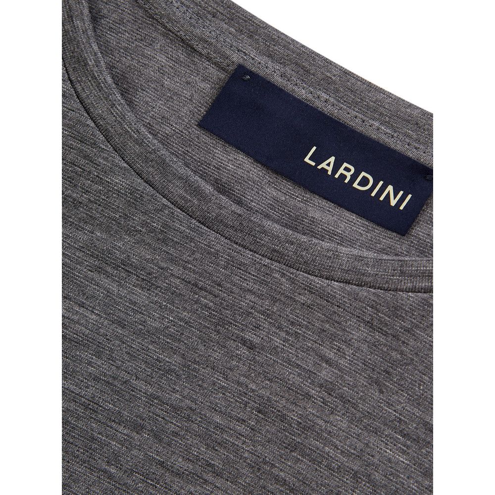 Grey cotton t-shirt with a label on the neck