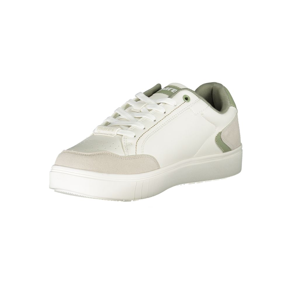 A white sneaker with green accents for men, featuring a polyurethane sole and lace-up design