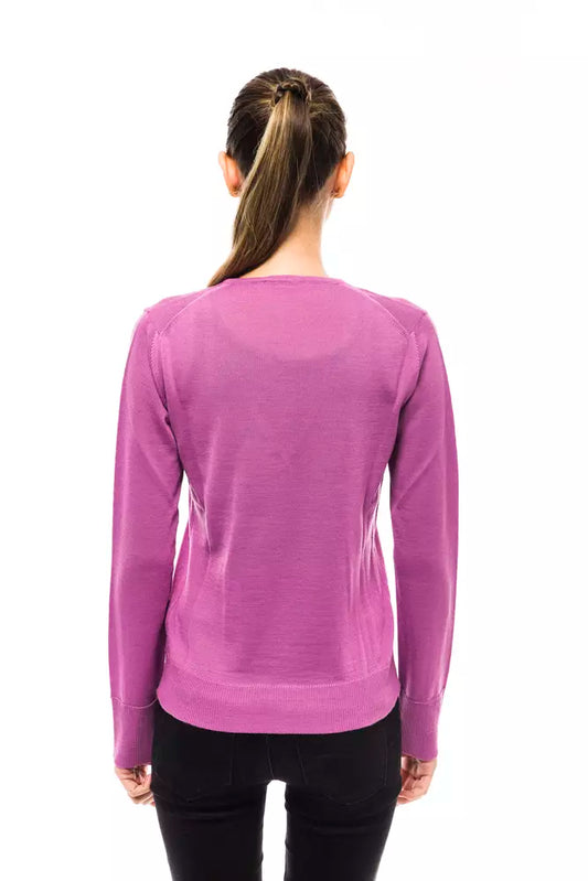 Long sleeve purple shirt on a woman's back
