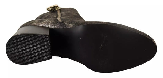 Black leather dress shoe with laces