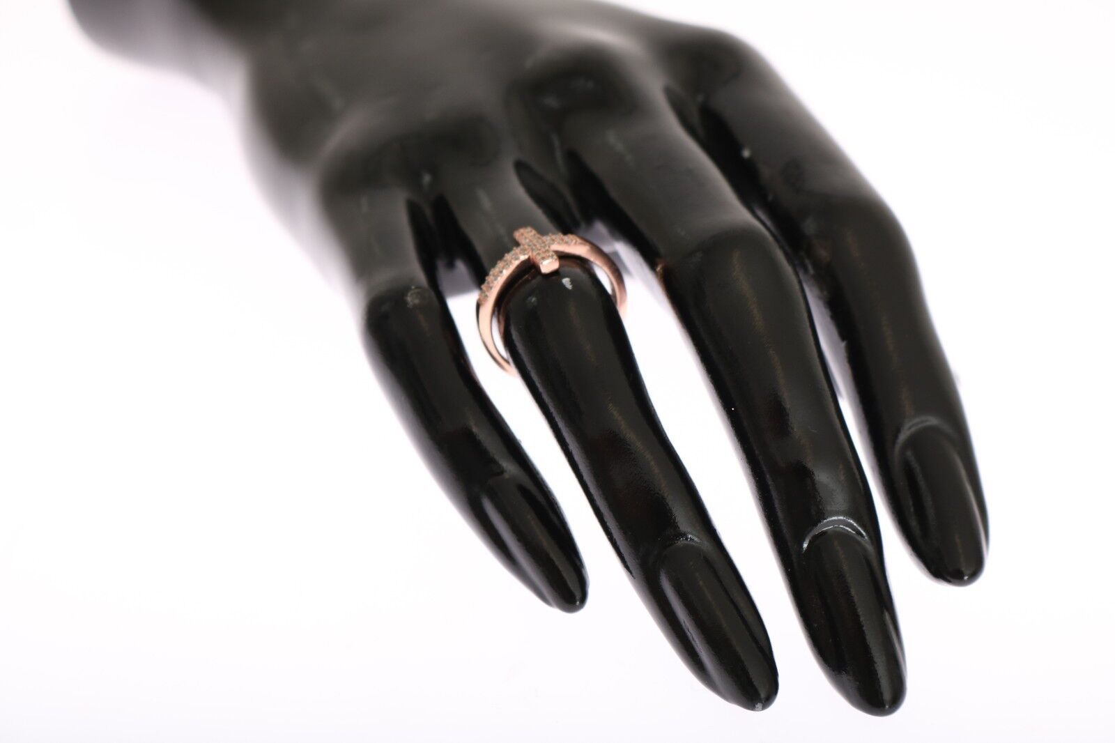 Hand model wearing ring on finger