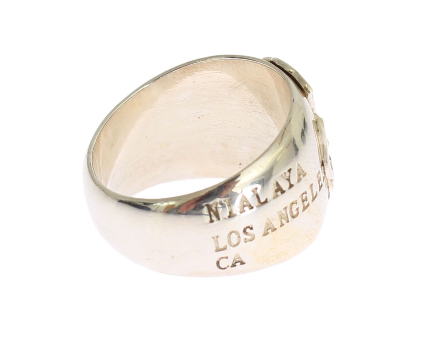 Ring with engraved name on inside band