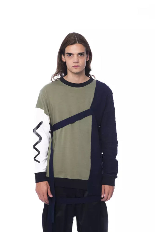 Long sleeve shirt with horizontal stripes in different colors