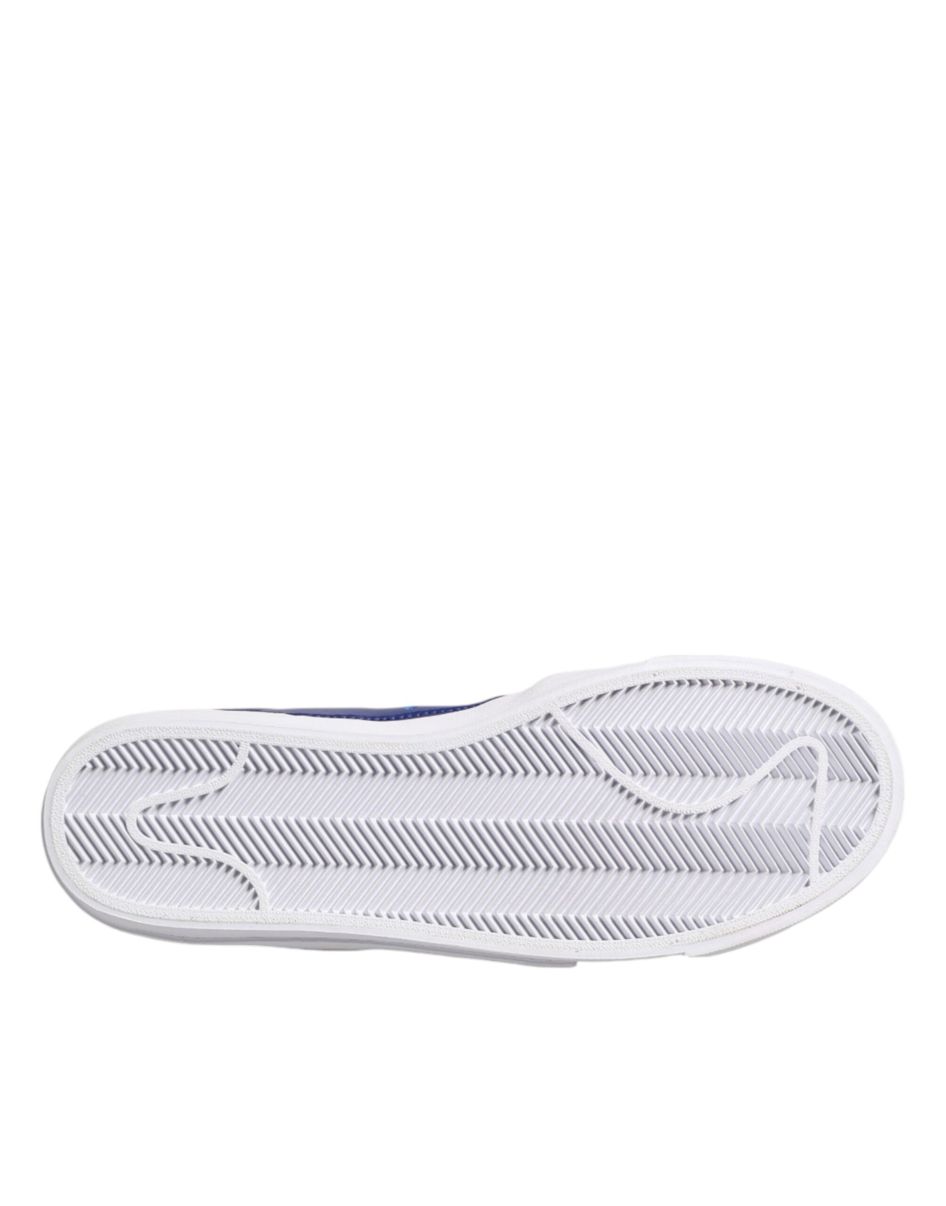 White sandal with a patterned sole