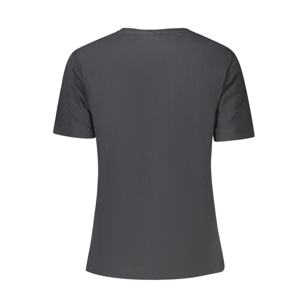 Navy blue short sleeve t-shirt on a mannequin