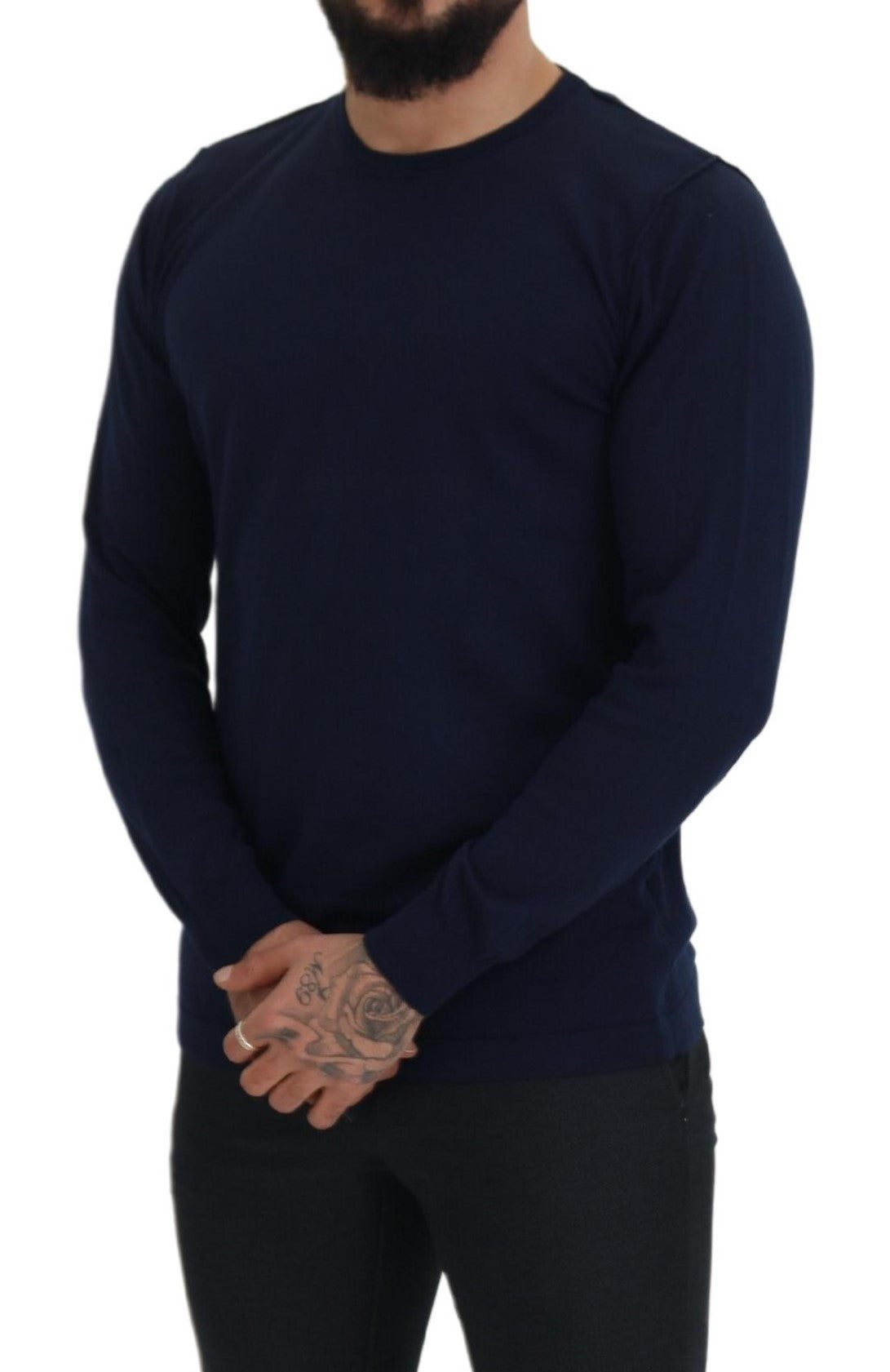 Man wearing dark long sleeve shirt