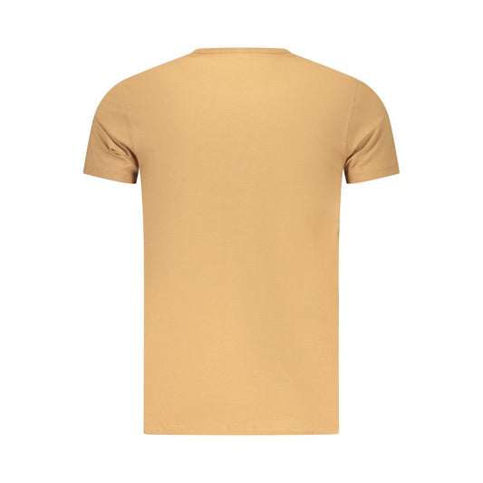 Yellow men's t-shirt with short sleeves